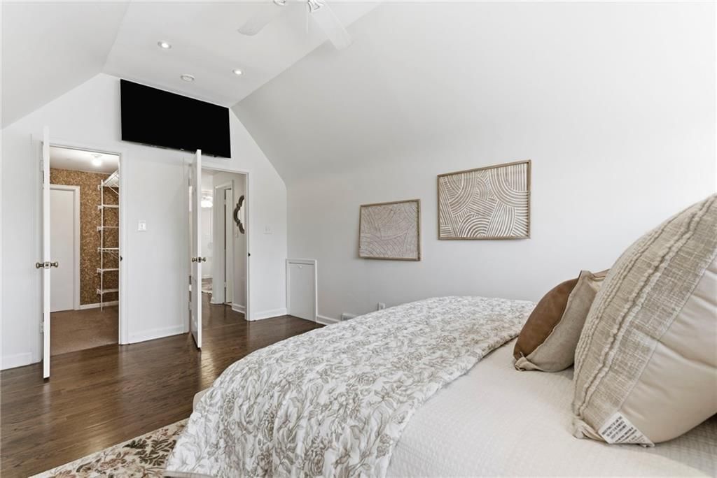 5206 W 70th Street — photo 24