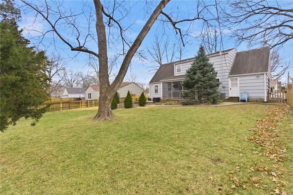 5206 W 70th Street — photo 32