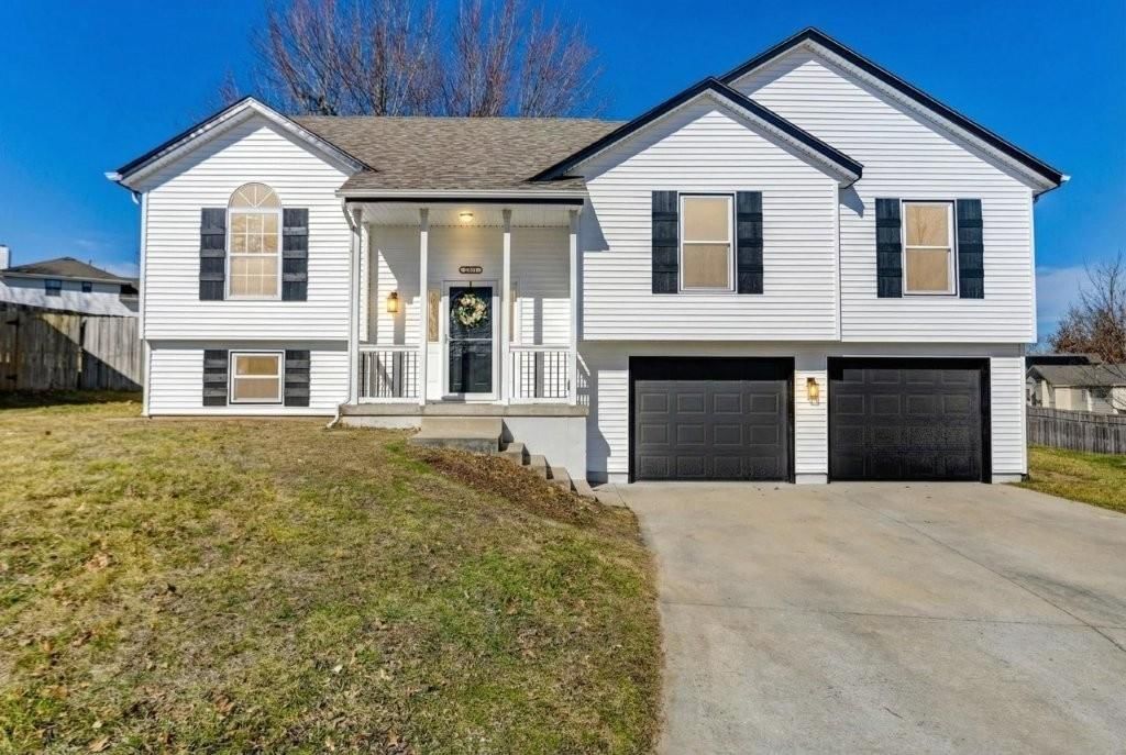 1131 N Mohican Court, Independence, MO