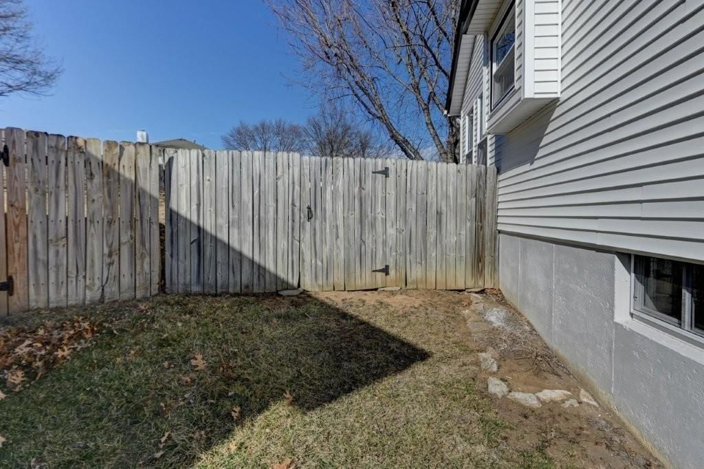 1131 N Mohican Court — photo 4