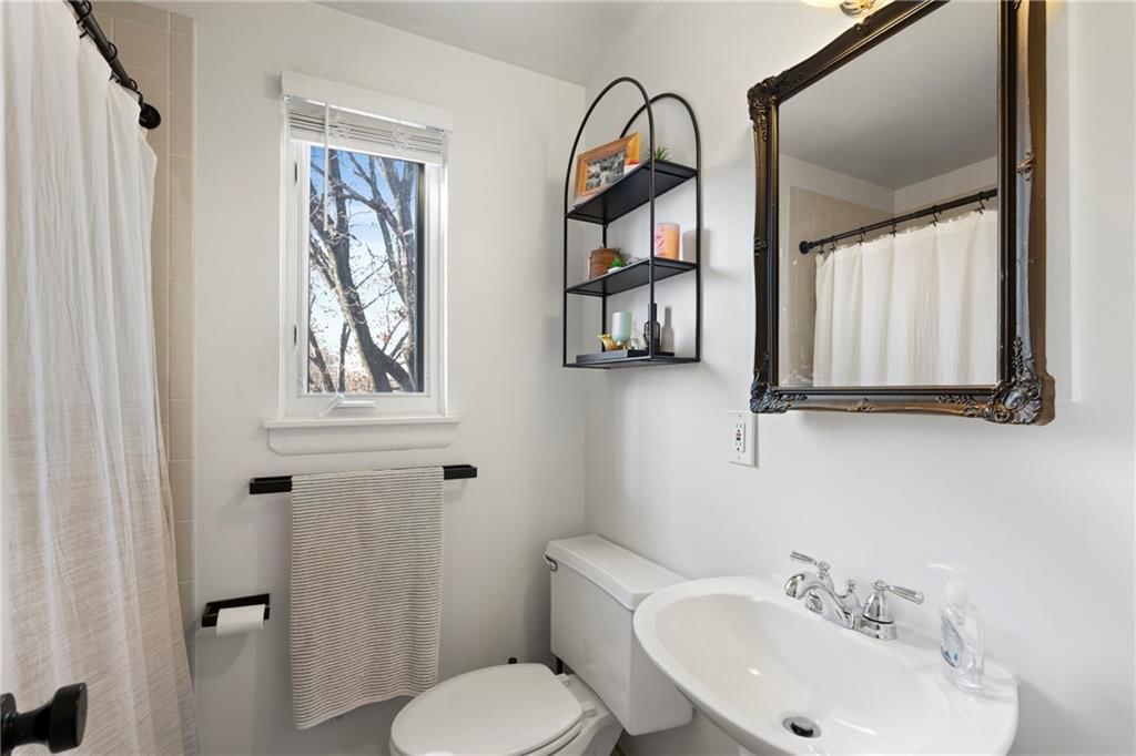 6820 Holmes Road — photo 10