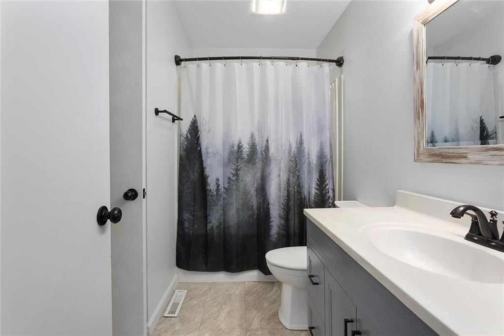 902 SW Locust Street — photo 11