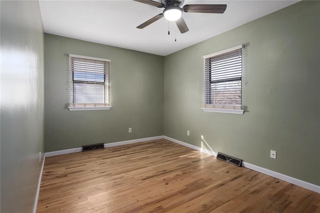 902 SW Locust Street — photo 13