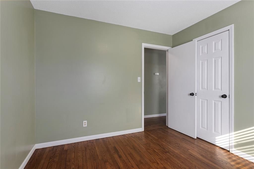 902 SW Locust Street — photo 18
