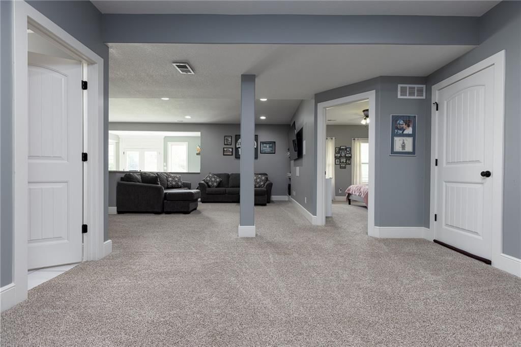 13017 Kelli Drive — photo 37