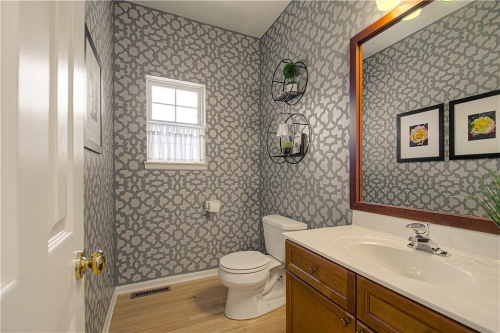 10916 N Wallace Avenue — photo 19