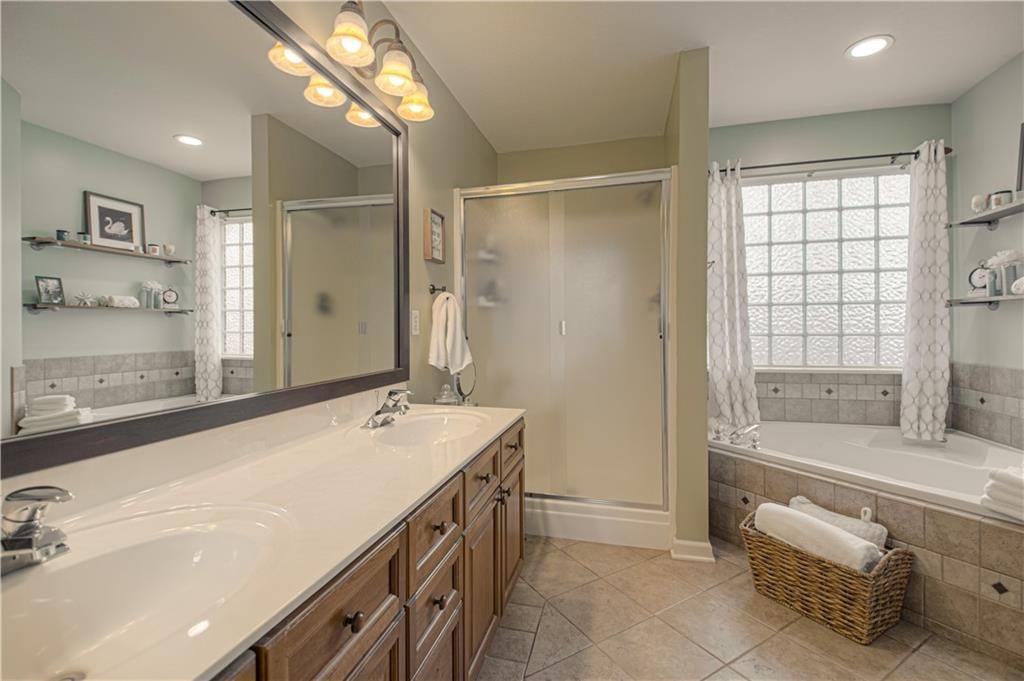 10916 N Wallace Avenue — photo 25