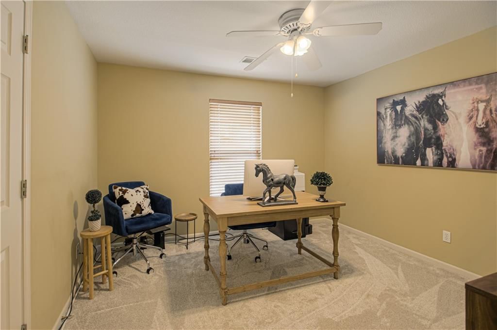 10916 N Wallace Avenue — photo 26