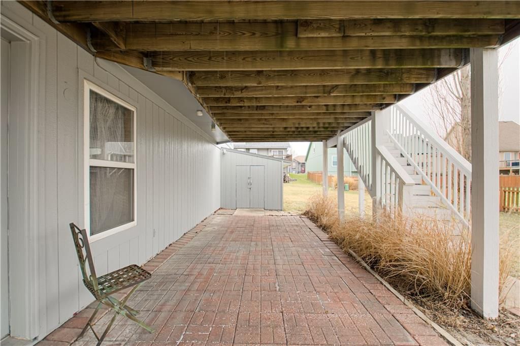 10916 N Wallace Avenue — photo 33
