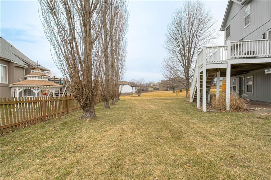 10916 N Wallace Avenue — photo 36
