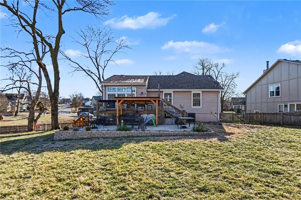 10620 Rowland Avenue — photo 6