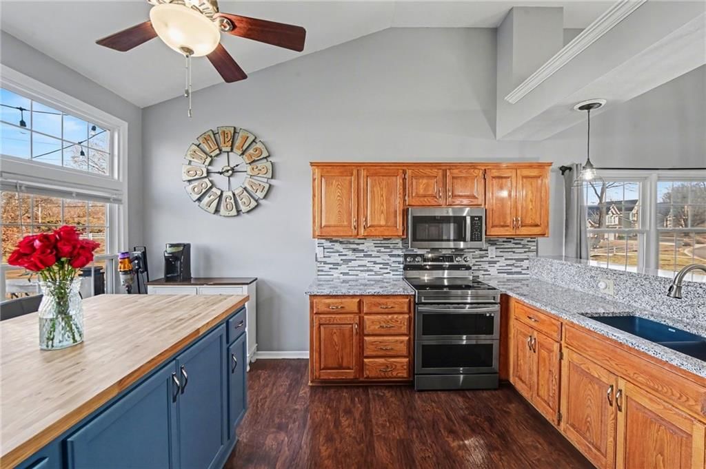 10620 Rowland Avenue — photo 13
