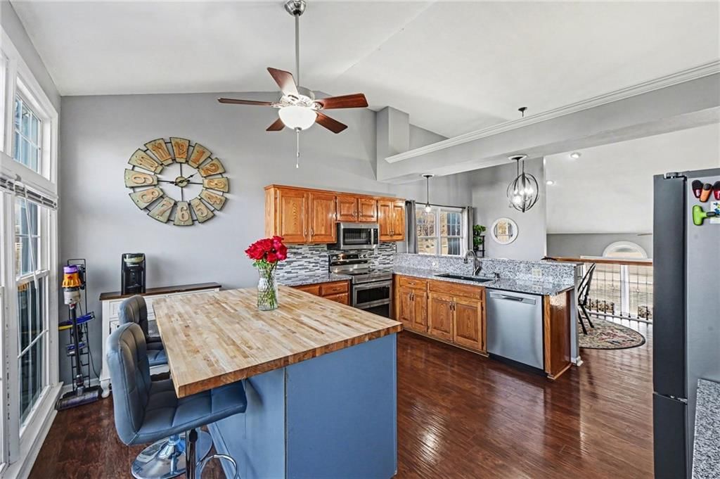 10620 Rowland Avenue — photo 14