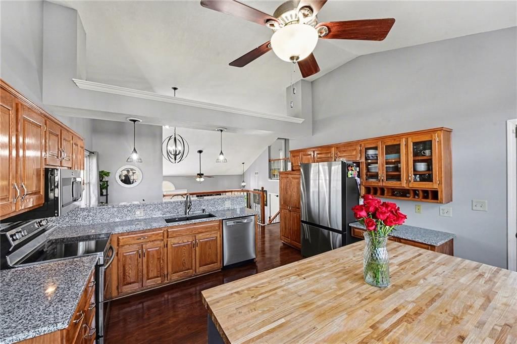10620 Rowland Avenue — photo 15