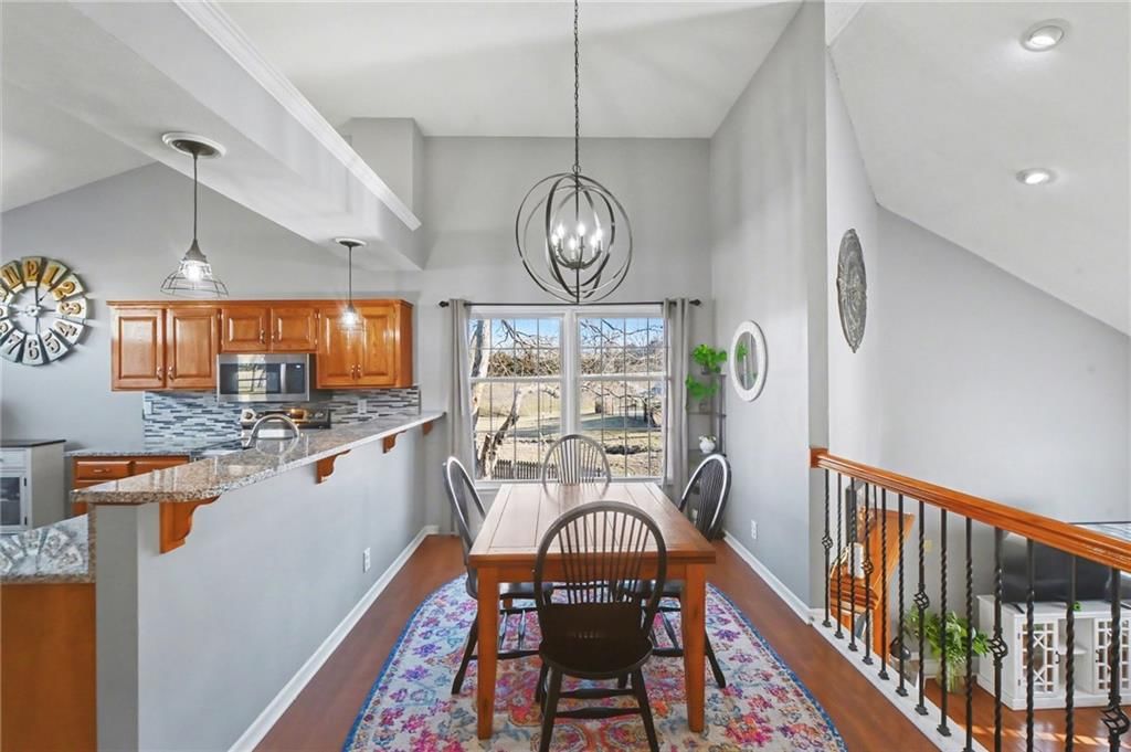 10620 Rowland Avenue — photo 17