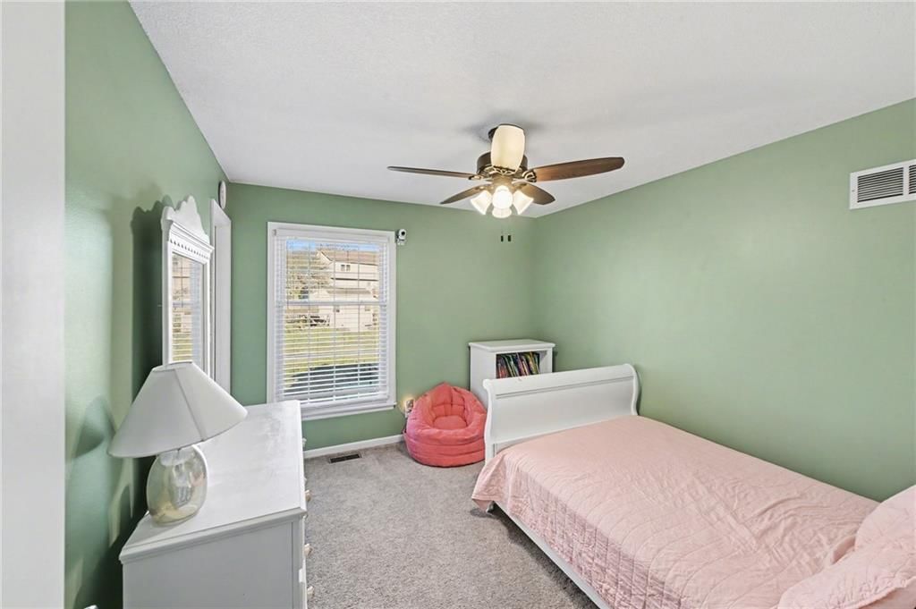 10620 Rowland Avenue — photo 24