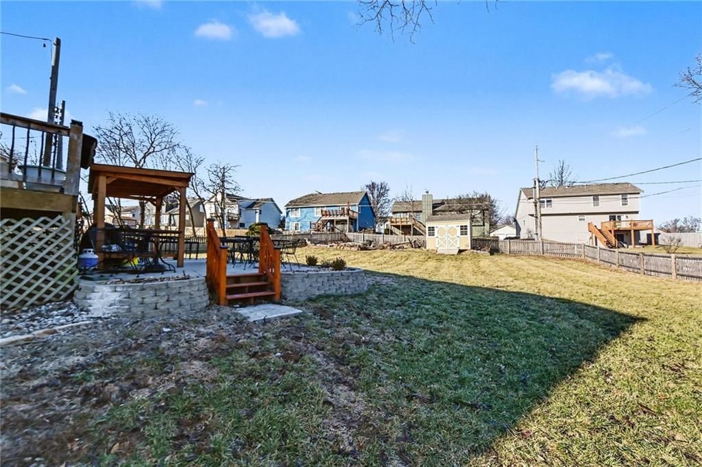 10620 Rowland Avenue — photo 32