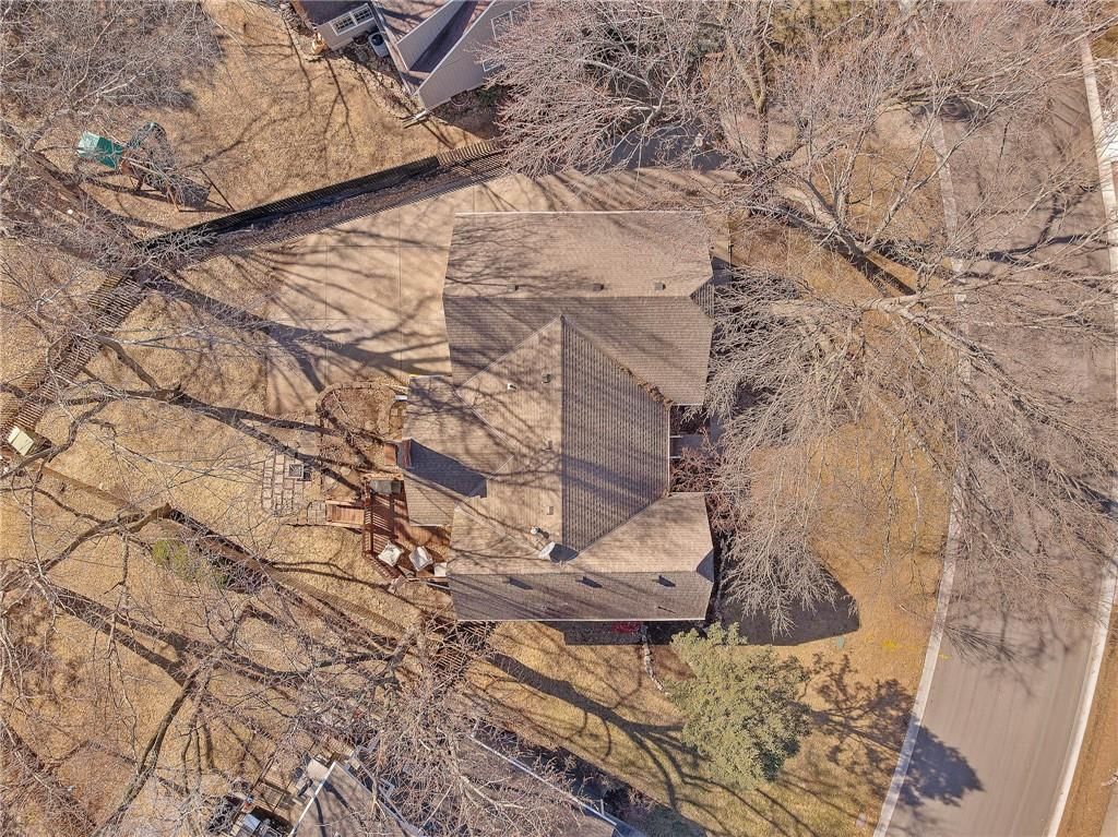 9111 W 116 Terrace — photo 37