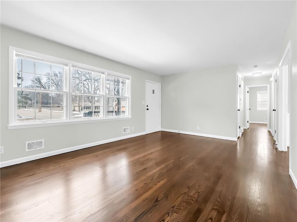 9807 E 79th Terrace — photo 5