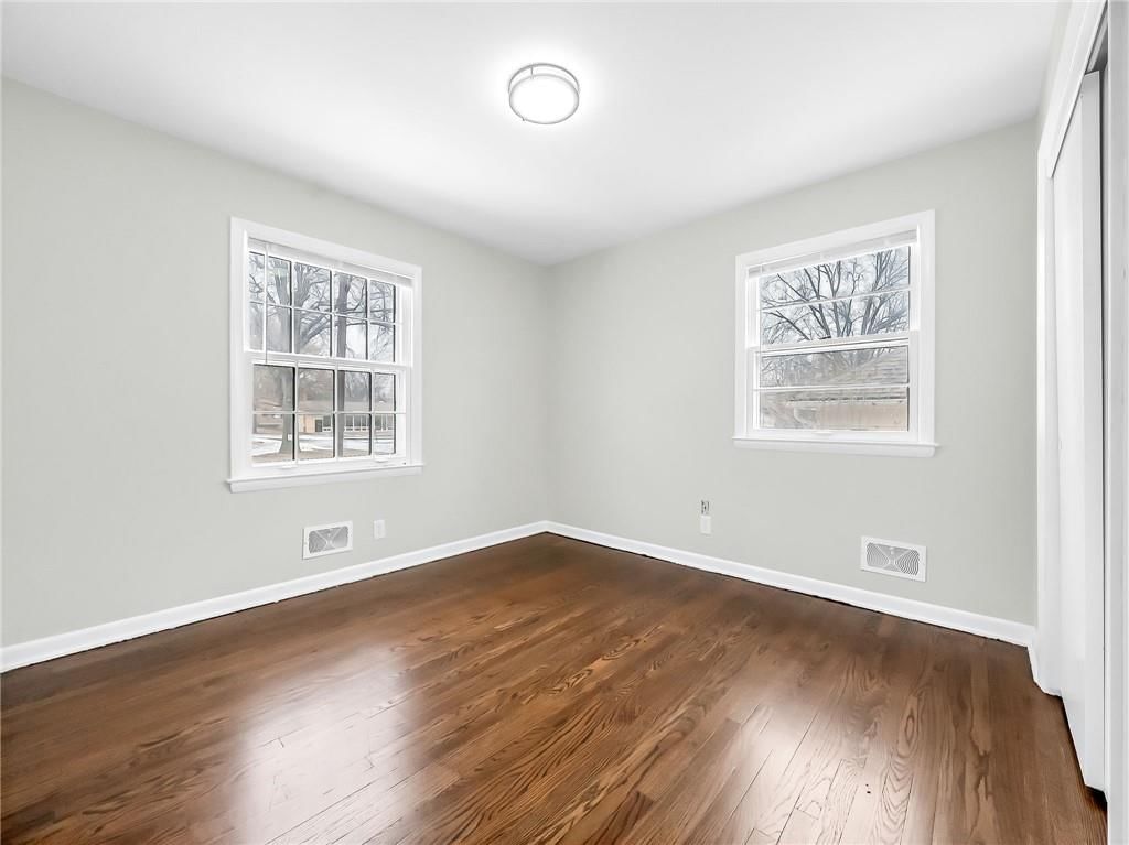 9807 E 79th Terrace — photo 16