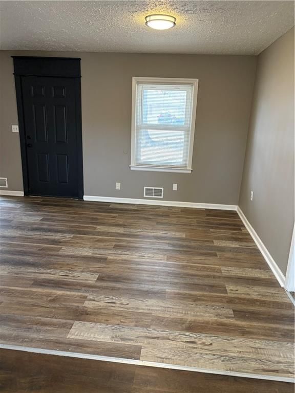 10201 Belmont Avenue — photo 13