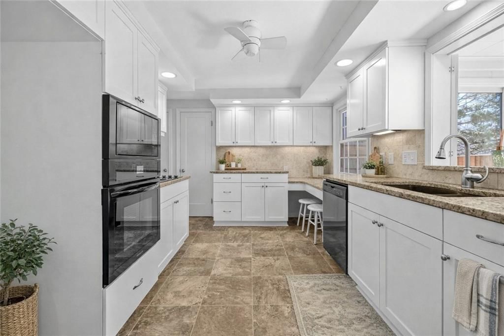 7000 Roe Avenue — photo 4