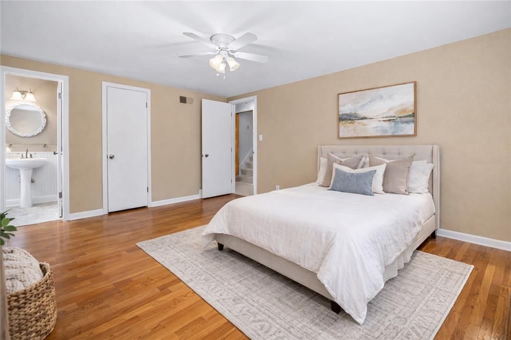 7000 Roe Avenue — photo 14