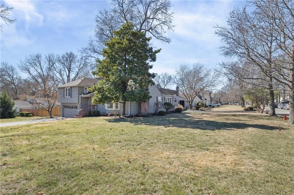 7000 Roe Avenue — photo 27