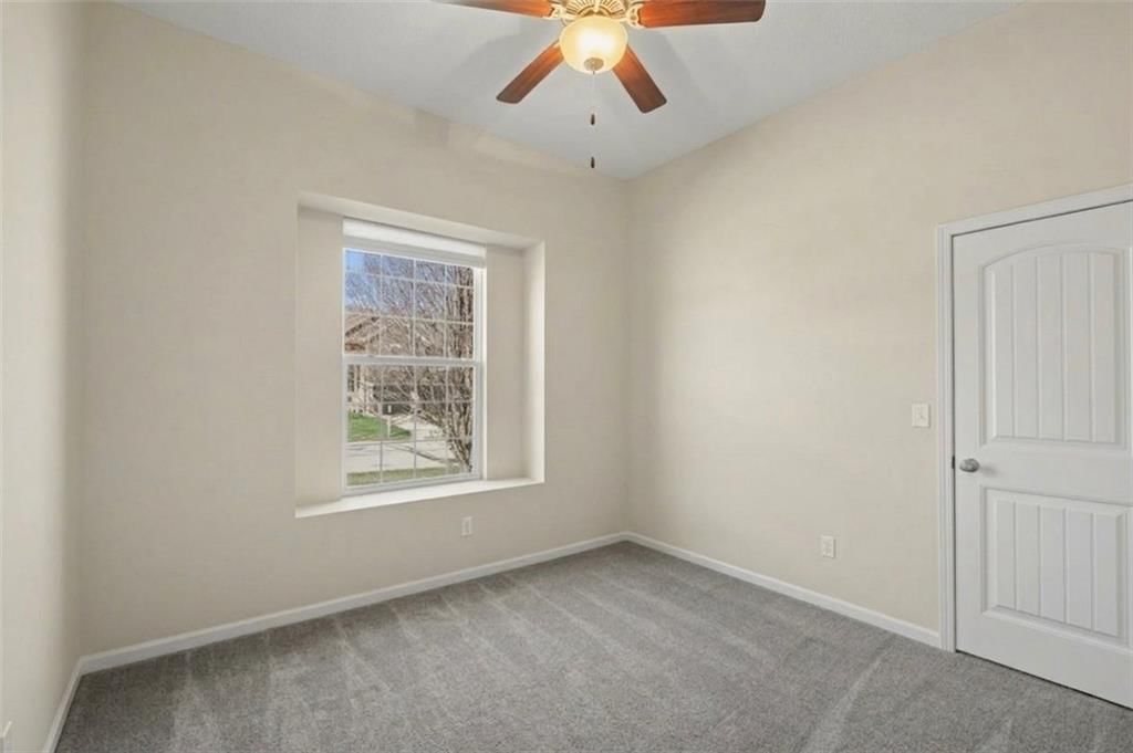 929 NW SCENIC Drive — photo 27