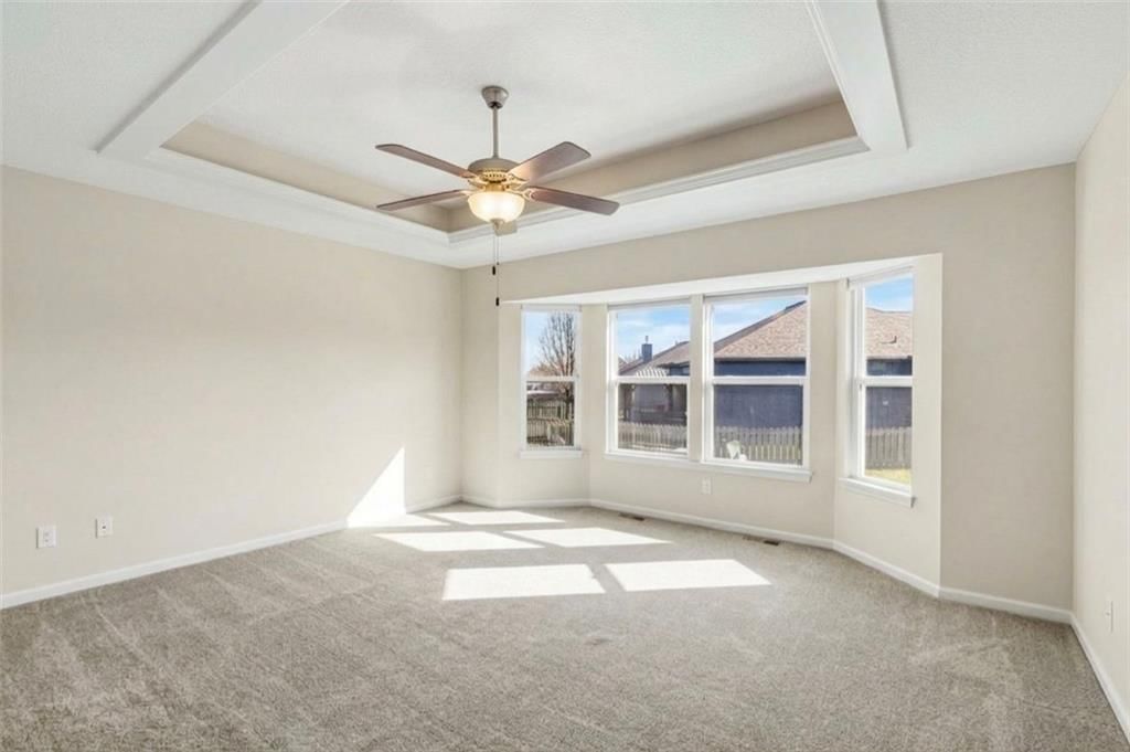 929 NW SCENIC Drive — photo 29