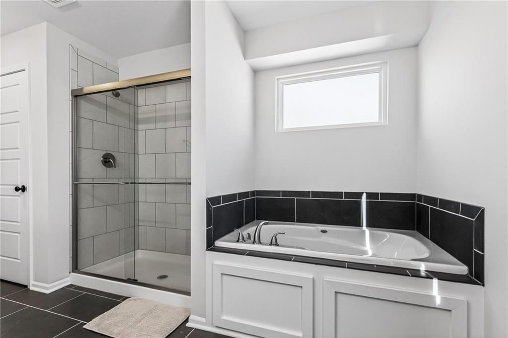 11810 N Bellaire Avenue — photo 19