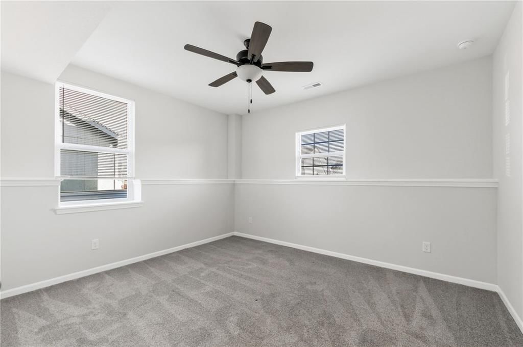 11810 N Bellaire Avenue — photo 32