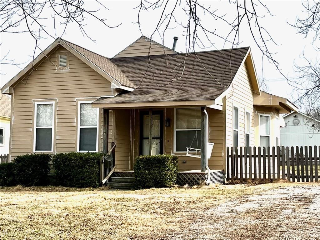 731 S Poplar Street — photo 1