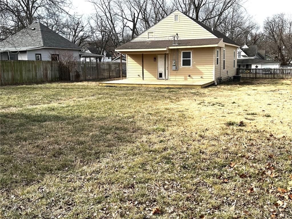 731 S Poplar Street — photo 23