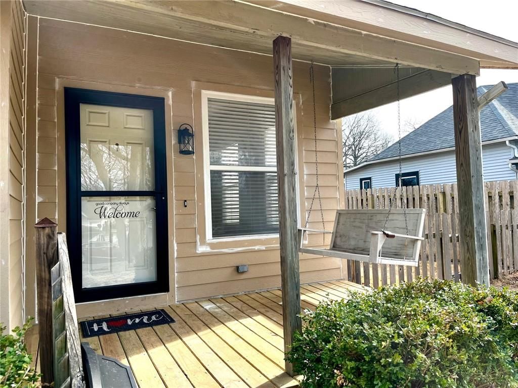 731 S Poplar Street — photo 25