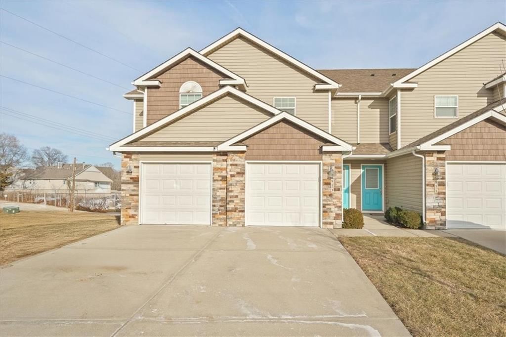 813 Raven Court, Belton, MO