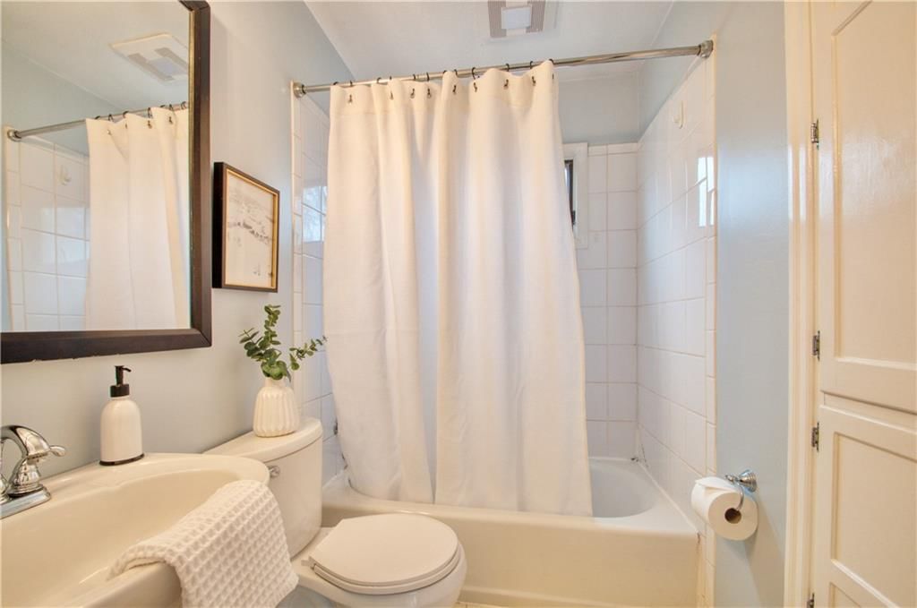 5210 W 49th Terrace — photo 17