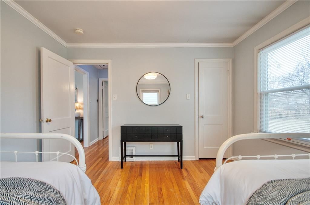 5210 W 49th Terrace — photo 23