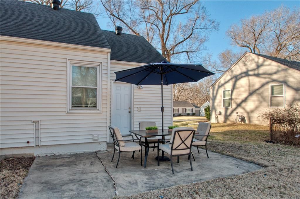 5210 W 49th Terrace — photo 33