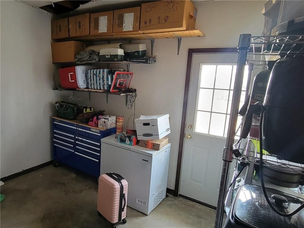 427 N Vermont Street — photo 19