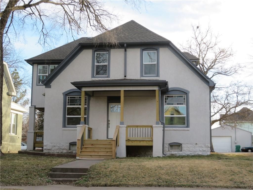 403 W Peoria Street — photo 2