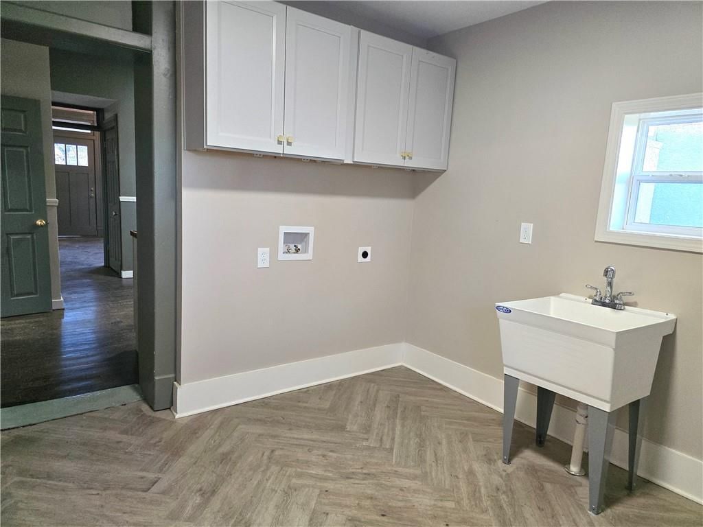 403 W Peoria Street — photo 14
