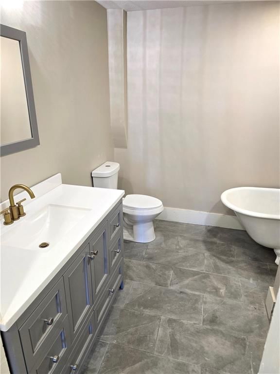 403 W Peoria Street — photo 16
