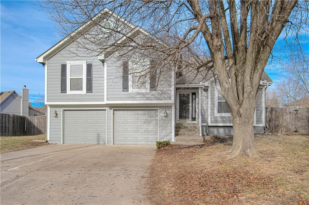 5509 NE Wildflower Court — photo 2