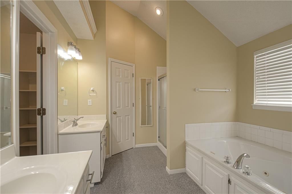 5509 NE Wildflower Court — photo 15