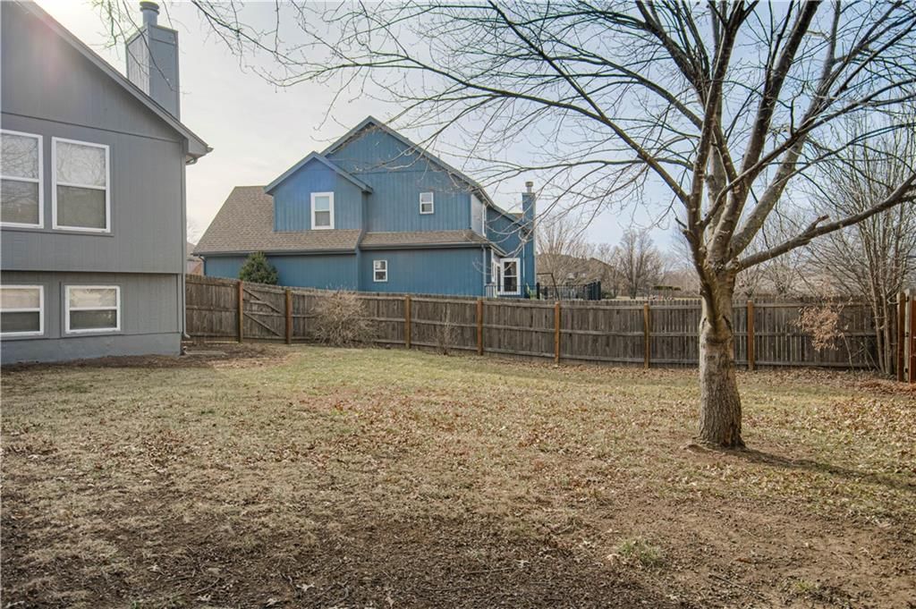 5509 NE Wildflower Court — photo 31