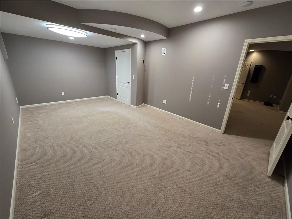 15636 S Gallery Street — photo 42