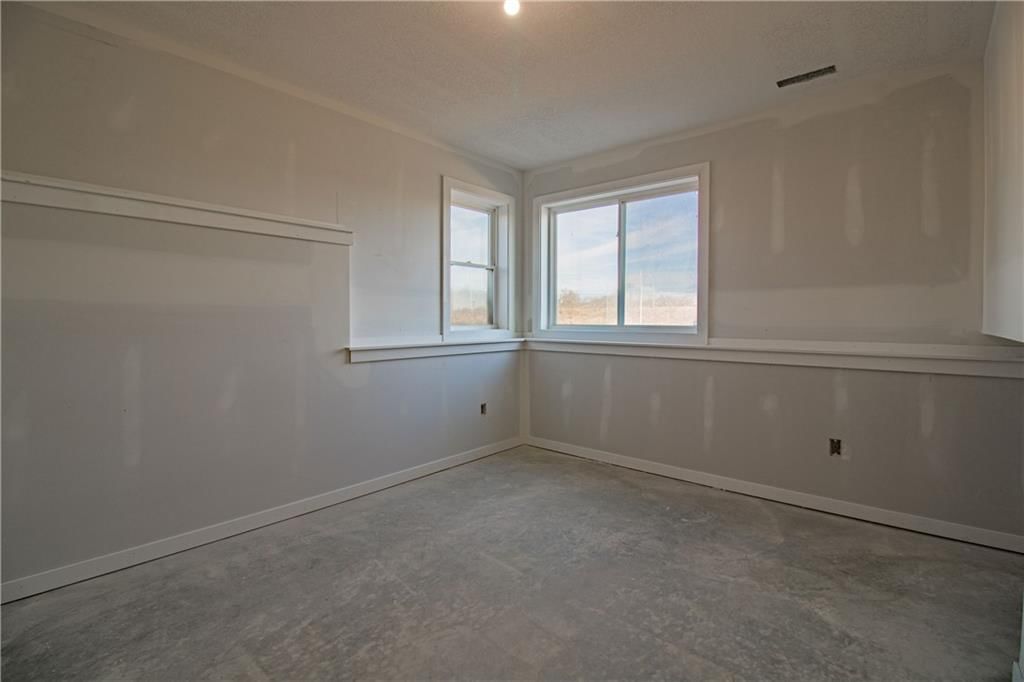 284 SW Business 13 Highway — photo 22
