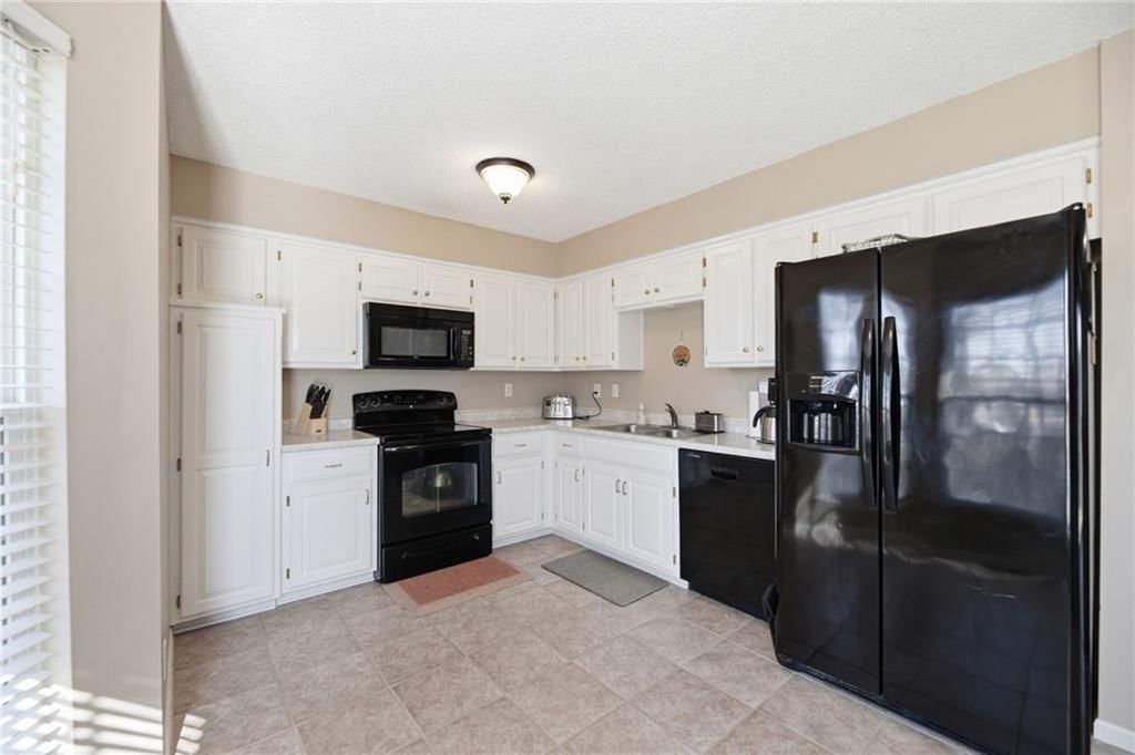 15146 Glenwood Avenue — photo 8