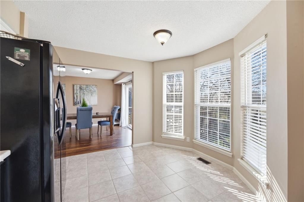 15146 Glenwood Avenue — photo 10